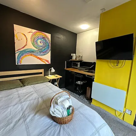 شقة Mini With Private Patio And Free Parking